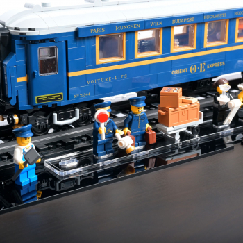 Preview: 21344 The Orient Express Train Display Case
