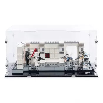 75387 Boarding the Tantive IV Display Case