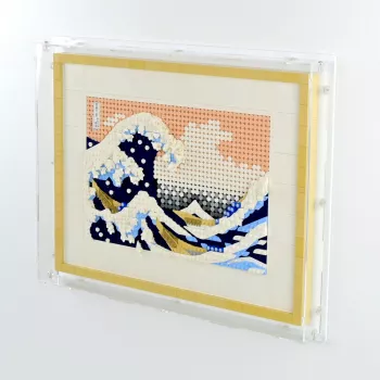 31208 Hokusai Great Wave - Wall Mounted Display Case