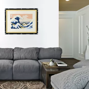 31208 Hokusai Great Wave - Wall Mounted Display Case