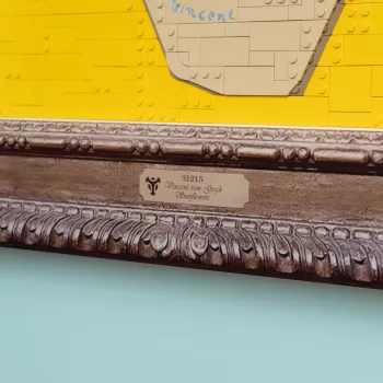 31215 Special Edition Vincent Van Gogh Sunflowers - Wall Mounted Display Case