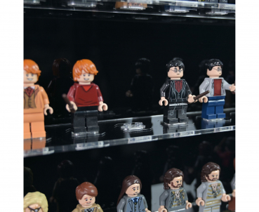 Preview: 80 LEGO Minifigures Wall Display Case