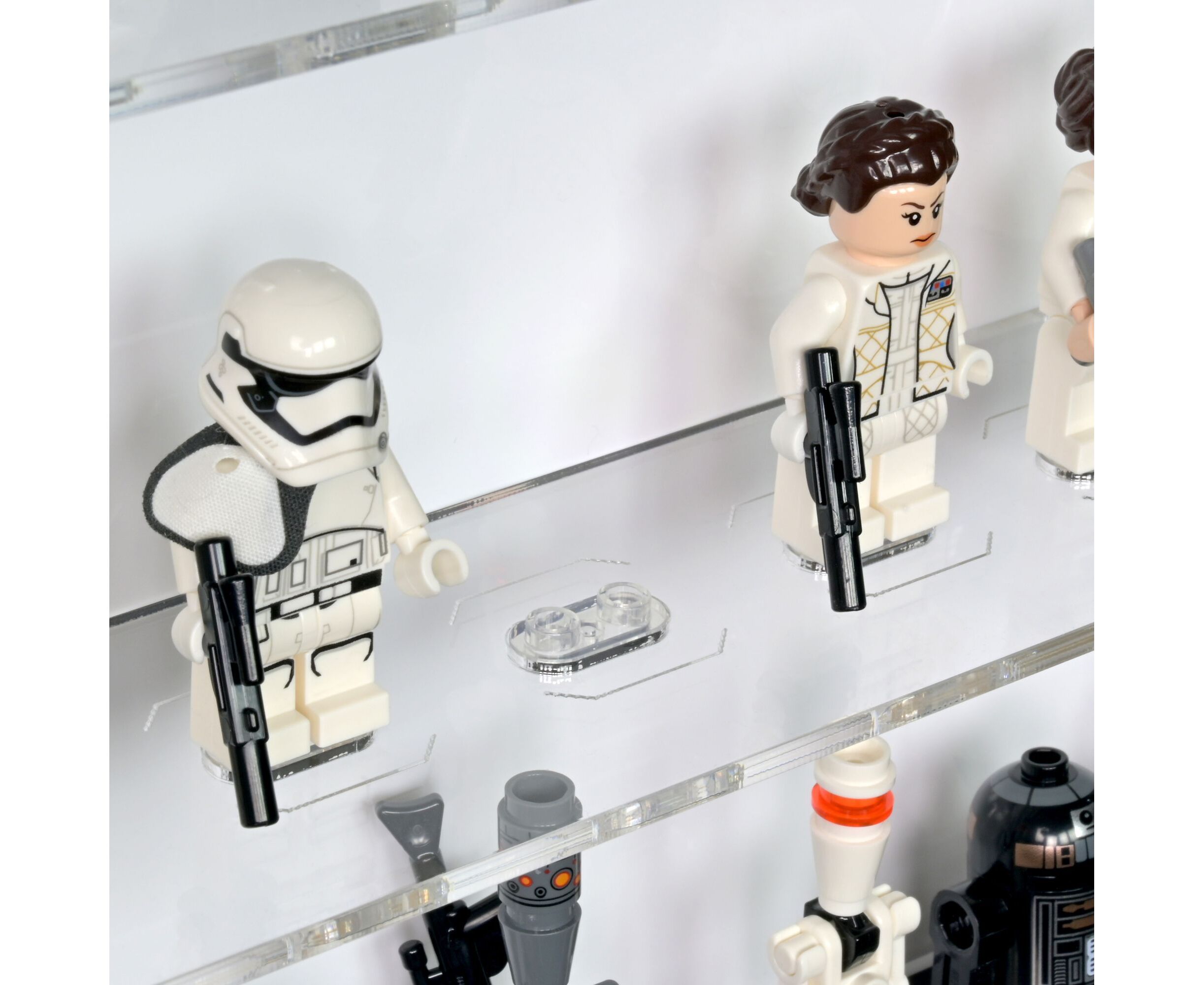 Vitrine sur mesure pour 228 figurines LEGO  Vitrine pour figurine, Vitrine  lego, Figurine lego