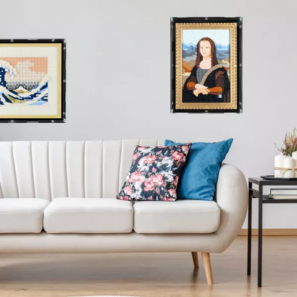 31213 Mona Lisa Wall Mounted Display Case