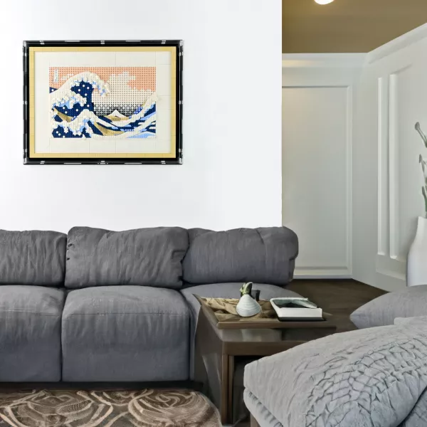 31208 Hokusai Great Wave - Wall Mounted Display Case